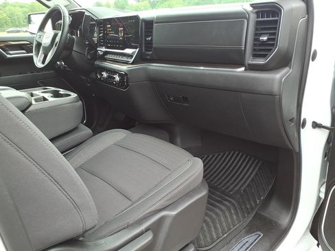 Certified 2023 GMC Sierra 1500 Elevation AWD/4WD image 9