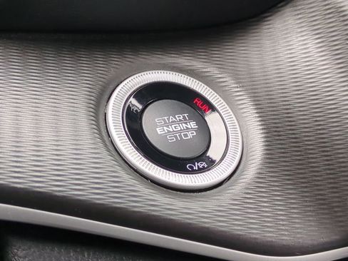 Used 2023 Jeep Grand Cherokee Altitude image 32