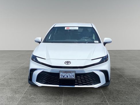 Certified 2026 Toyota Camry SE w/ Convenience Package FWD image 8