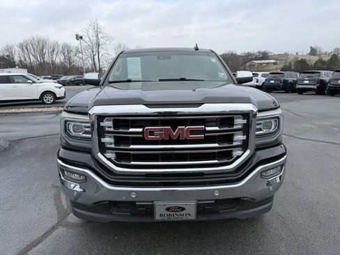Used 2018 GMC Sierra 1500 SLT w/ Enhanced Driver Alert Package image 2