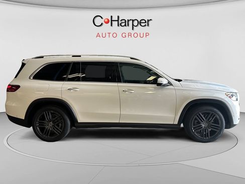 Used 2025 Mercedes-Benz GLS 450 4MATIC image 2