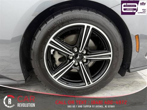 Used 2024 Ford Mustang Premium RWD image 9