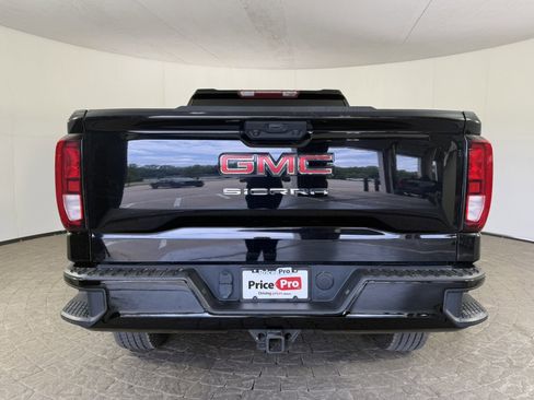 Used 2023 GMC Sierra 1500 Pro w/ Graphite Edition AWD/4WD image 7