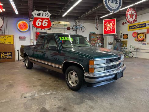 Used 1998 Chevrolet Silverado 1500 2WD Extended Cab w/ Preferred Equipment Group 2 image 7