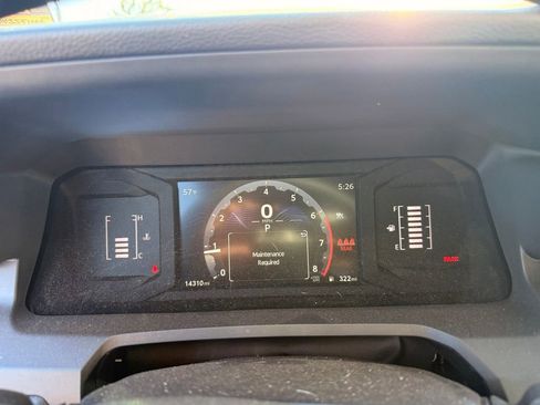 Certified 2025 Toyota Tacoma SR5 image 21