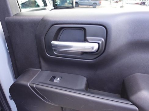 Used 2024 Chevrolet Silverado 1500 Custom image 28