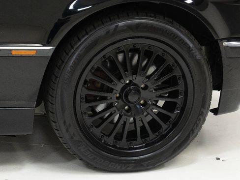 Used 1998 BMW 740i image 64