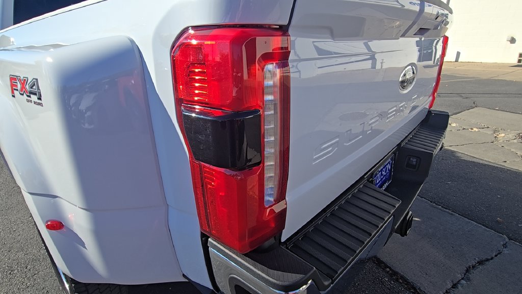 Used 2026 Ford F450 Lariat w/ FX4 Off-Road Package AWD/4WD image 35