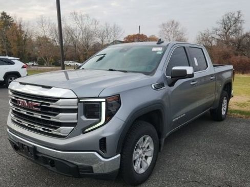 Used 2023 GMC Sierra 1500 SLE image 4