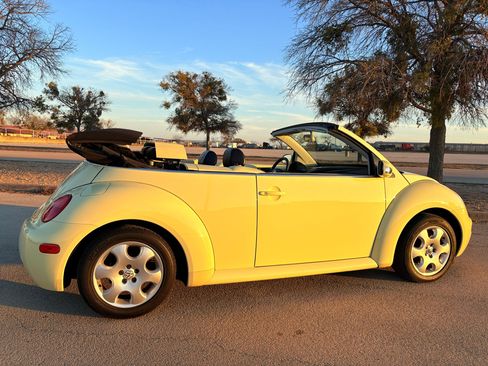 Used 2003 Volkswagen Beetle GLS image 6