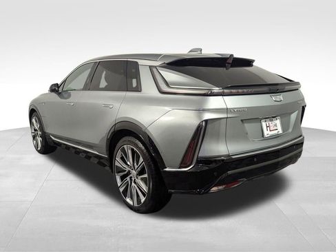 Used 2024 Cadillac Lyriq Luxury w/ LPO, Floor Liner Package image 27