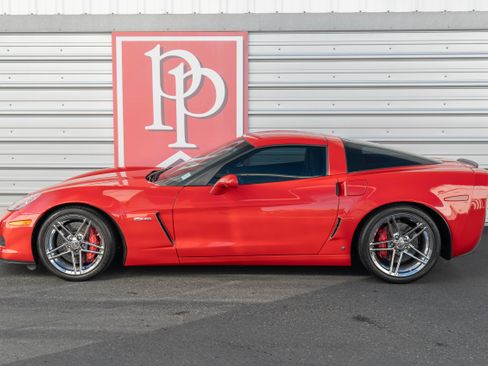 Used 2008 Chevrolet Corvette Z06 w/ Preferred Equipment Group image 42