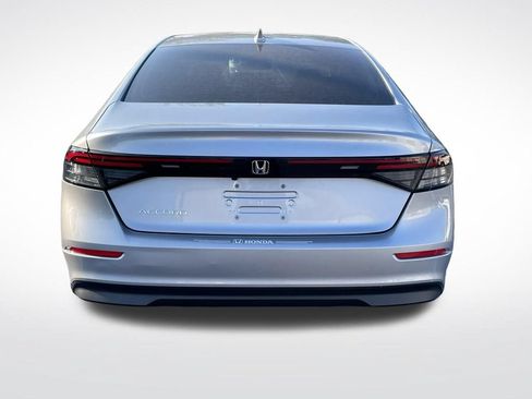 Used 2025 Honda Accord LX image 4