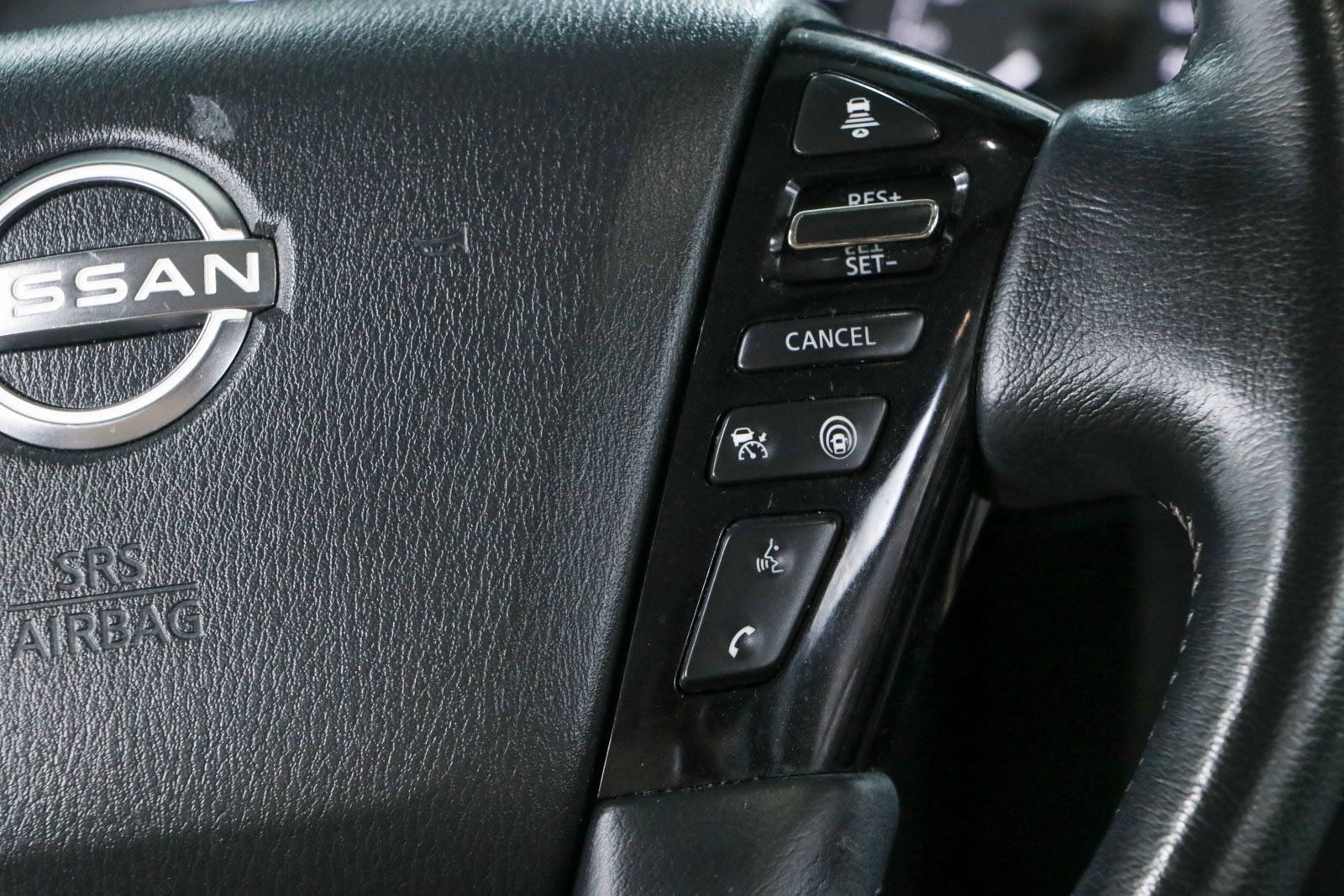 Used 2023 Nissan Armada SL w/ Captain's Chairs Package RWD image 15