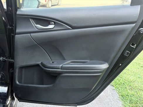 Used 2020 Honda Civic Sport image 21