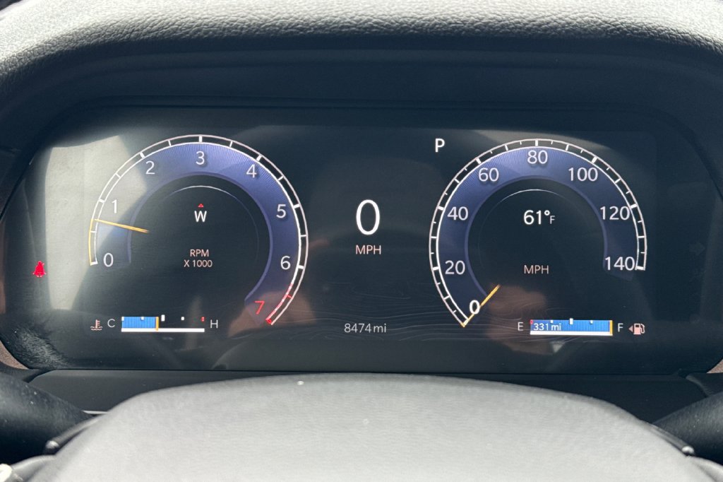 Used 2024 Jeep Grand Cherokee L Altitude RWD image 30