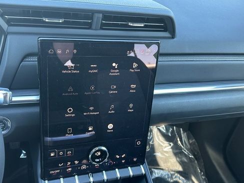 New 2025 GMC Terrain Elevation image 22