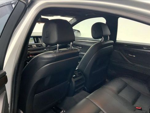 Used 2015 BMW 528i Sedan image 16