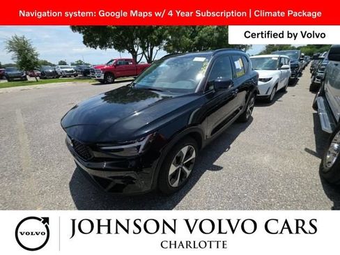 Used 2026 Volvo XC40 B5 Plus AWD/4WD image 3