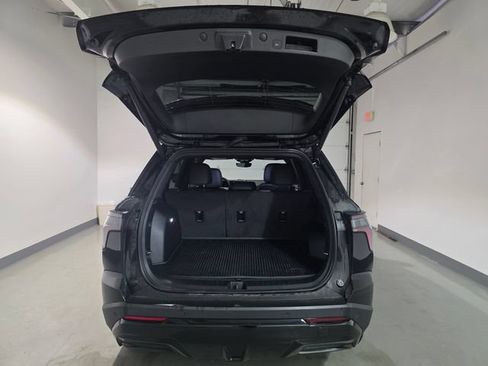 Certified 2026 Chevrolet Equinox RS w/ Convenience Package III AWD/4WD image 8
