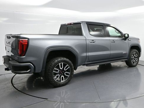Used 2021 GMC Sierra 1500 AT4 w/ AT4 Premium Package AWD/4WD image 7