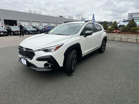 Used 2025 Subaru Crosstrek 2.0i Premium AWD/4WD image 3
