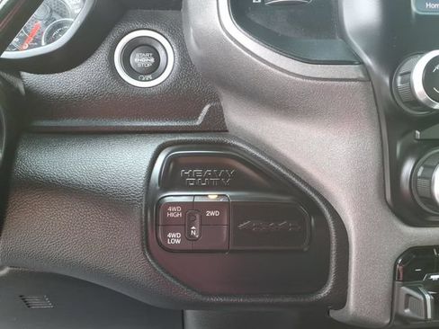 Used 2022 RAM 5500 Tradesman w/ Chrome Appearance Group AWD/4WD image 21