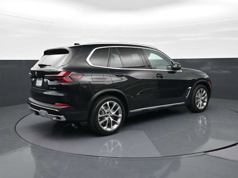 Used 2026 BMW X5 xDrive40i w/ Climate Comfort Package AWD/4WD image 5