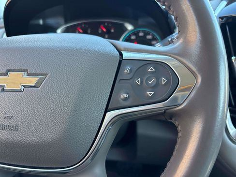 Used 2019 Chevrolet Traverse LT image 21