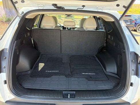 Used 2026 Hyundai Tucson Limited AWD/4WD image 32