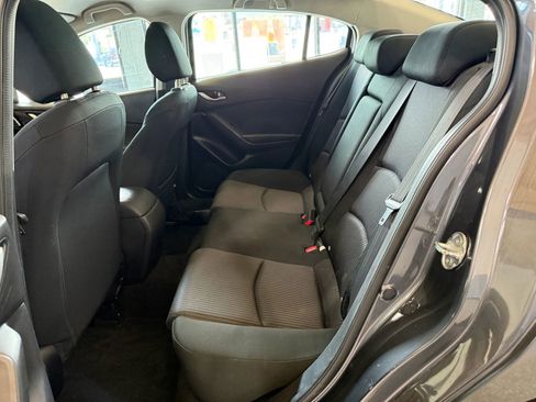 Used 2014 MAZDA MAZDA3 i Touring FWD image 10