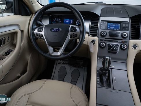Used 2013 Ford Taurus SEL image 8