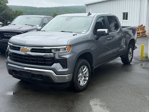 Used 2024 Chevrolet Silverado 1500 LT AWD/4WD image 1