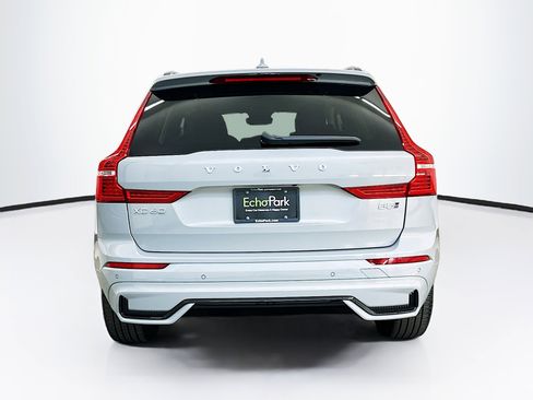 Used 2025 Volvo XC60 B5 Core AWD/4WD image 7