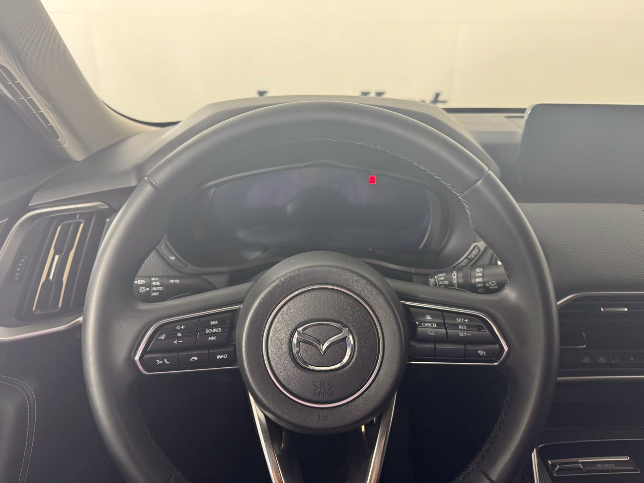 Used 2024 MAZDA CX-90 Plug-In Hybrid w/ Preferred AWD/4WD image 11