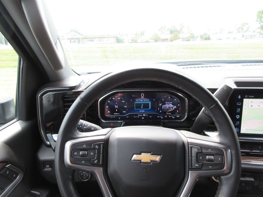 Certified 2025 Chevrolet Silverado 2500 LT w/ Texas Edition AWD/4WD image 35