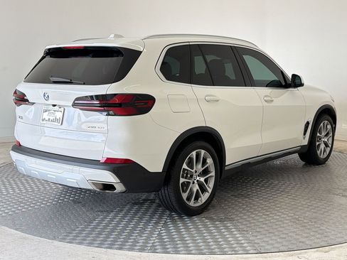 Certified 2024 BMW X5 xDrive40i AWD/4WD image 9