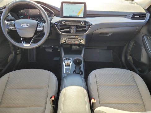 Used 2021 Ford Escape SE w/ Cold Weather Package image 8