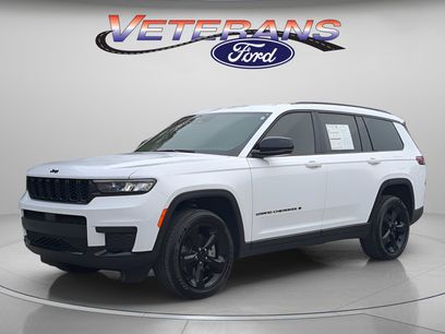 Used 2025 Jeep Grand Cherokee L Laredo