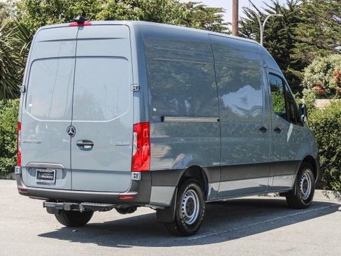 New 2025 Mercedes-Benz Sprinter 2500 image 8