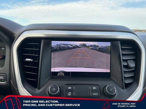 Used 2020 GMC Acadia SLT FWD image 25
