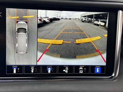 Used 2022 GMC Yukon XL Denali w/ Denali Ultimate Package image 30