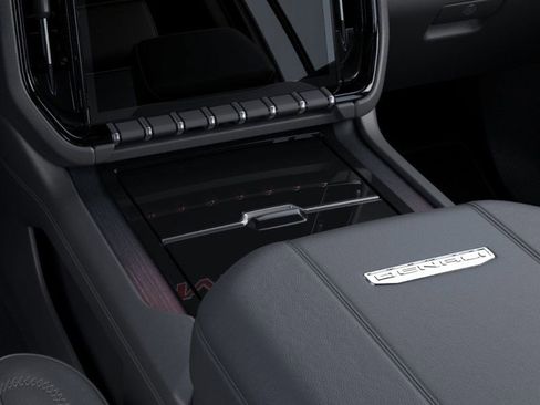 New 2025 GMC Yukon XL Denali w/ LPO, Floor Liner Package image 23
