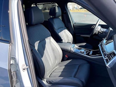 Used 2025 BMW X5 xDrive40i image 15