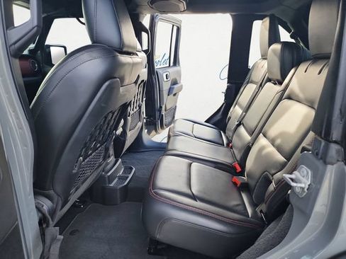Used 2020 Jeep Wrangler Unlimited Rubicon AWD/4WD image 28
