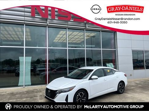 Used 2024 Nissan Sentra SV FWD image 1
