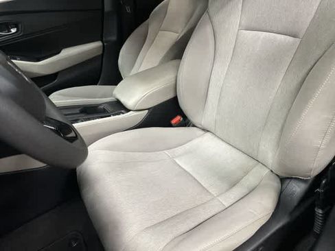 Used 2024 Honda Accord EX image 10