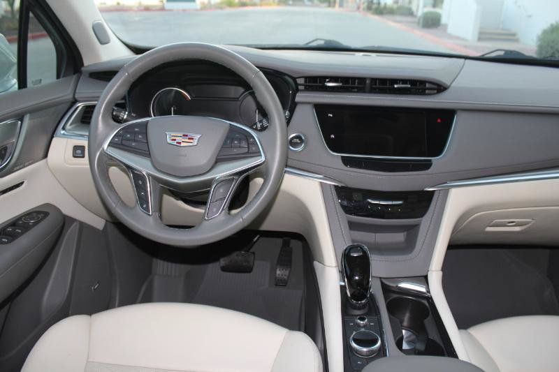 Used 2023 Cadillac XT5 Premium Luxury w/ LPO, Floor Liner Package AWD/4WD image 21
