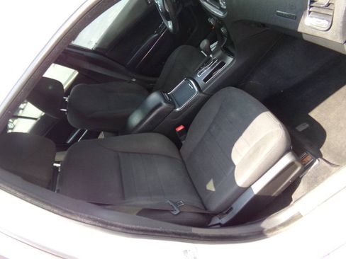 Used 2014 Dodge Charger SE RWD image 26