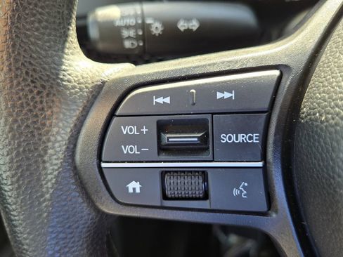 Used 2024 Honda CR-V LX image 24